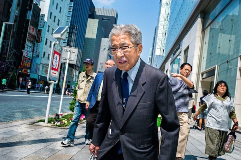 lee-chapman-elders-in-tokyo