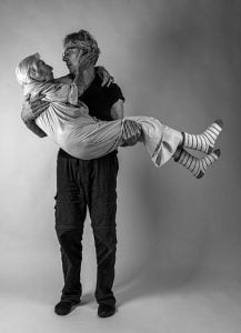 tony-luciani-carrying-mamma